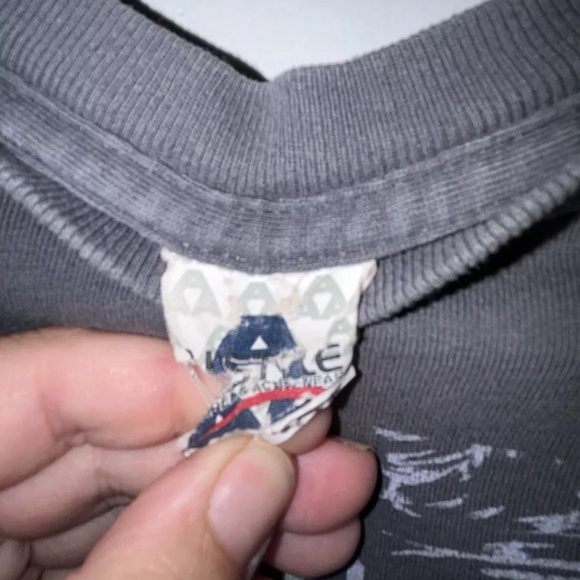 Audrey Hepburn 2009 Paramount Pictures Shirt Size Medium - Picture 2 of 6